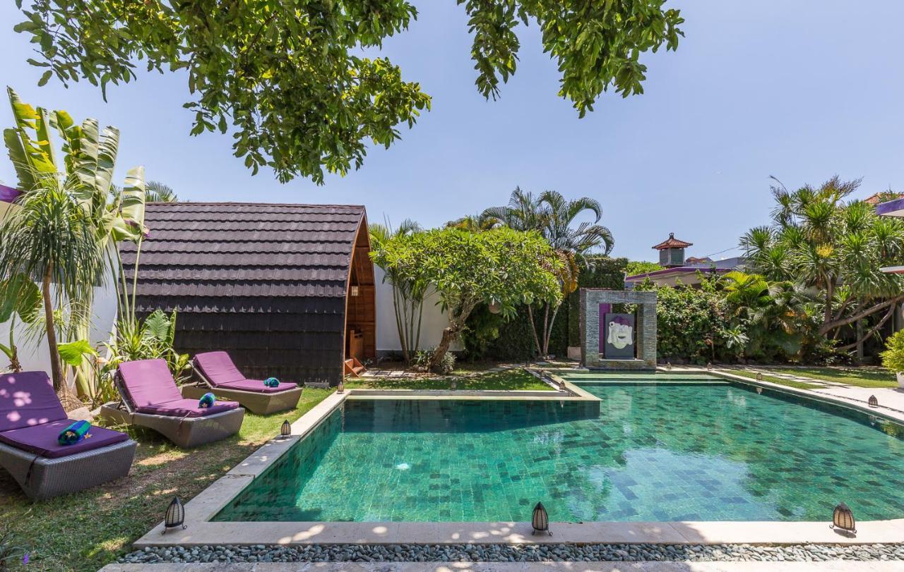 Villa Purple Legian Esterno foto